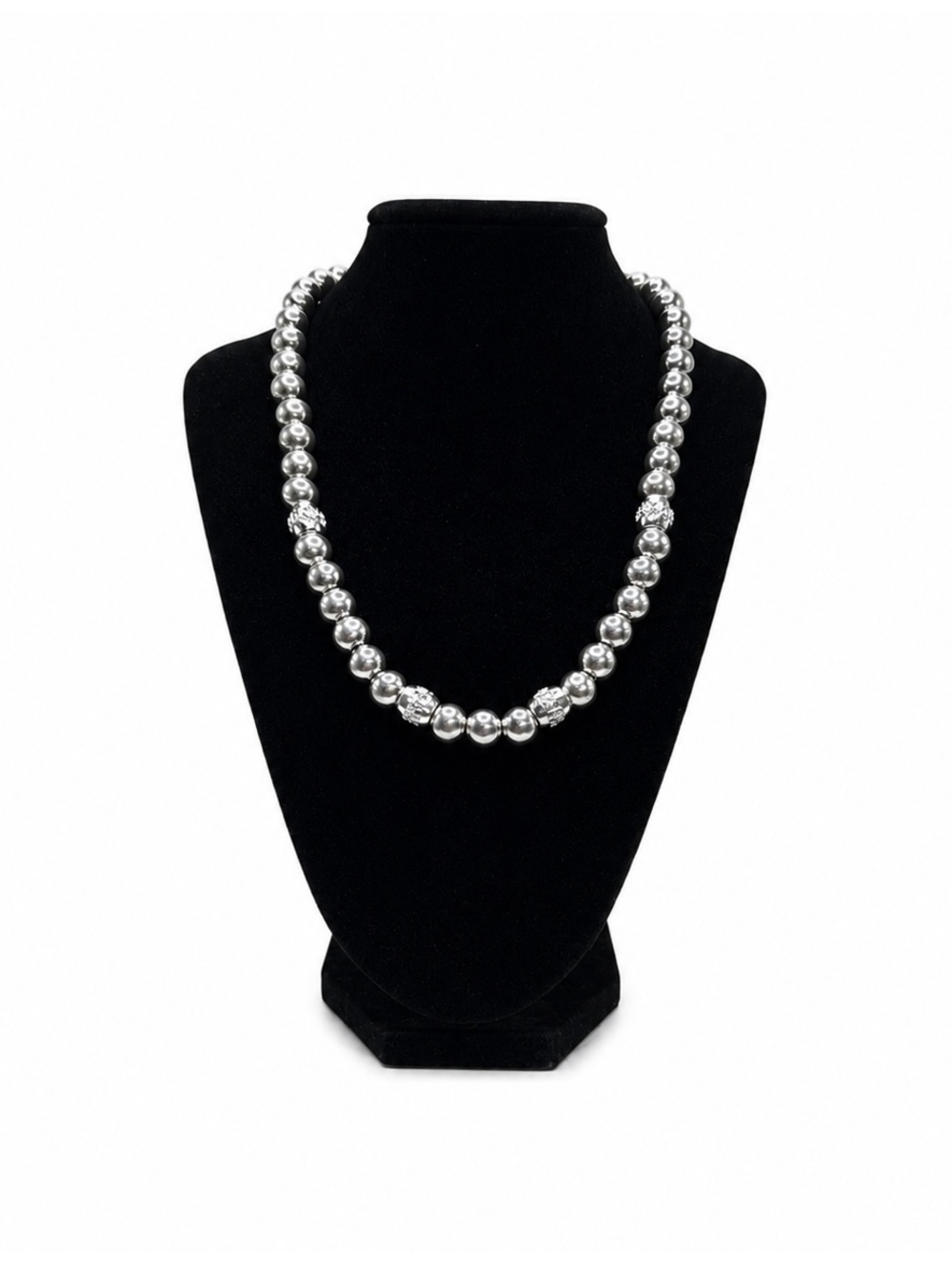 Jewelry By GG Silver Hematite Costume 9" Beaded Necklace